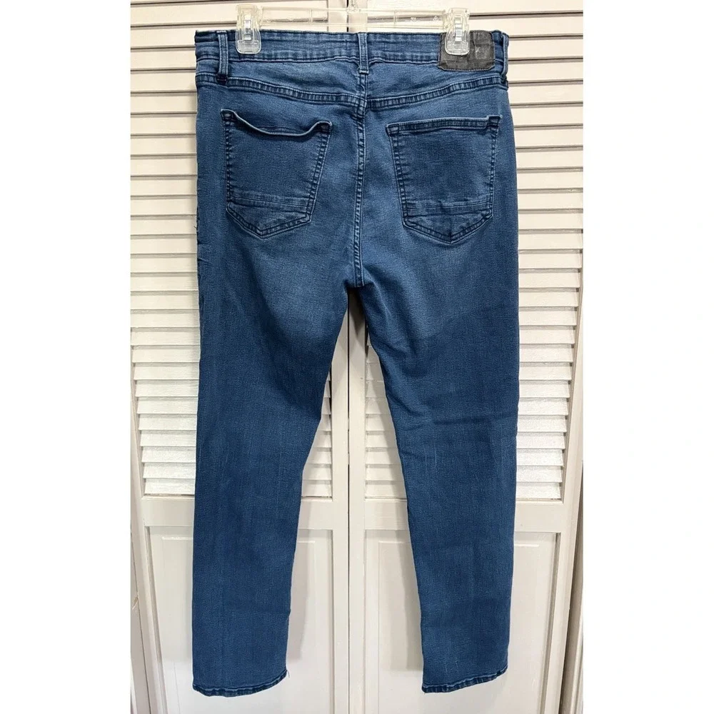 MBX Slim Fit Skinny Leg Jeans Med Wash‎ Denim Size 34x30 Mid Rise